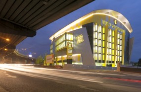 Big Yellow Group, self-storage Big Yellow Group, self-storage