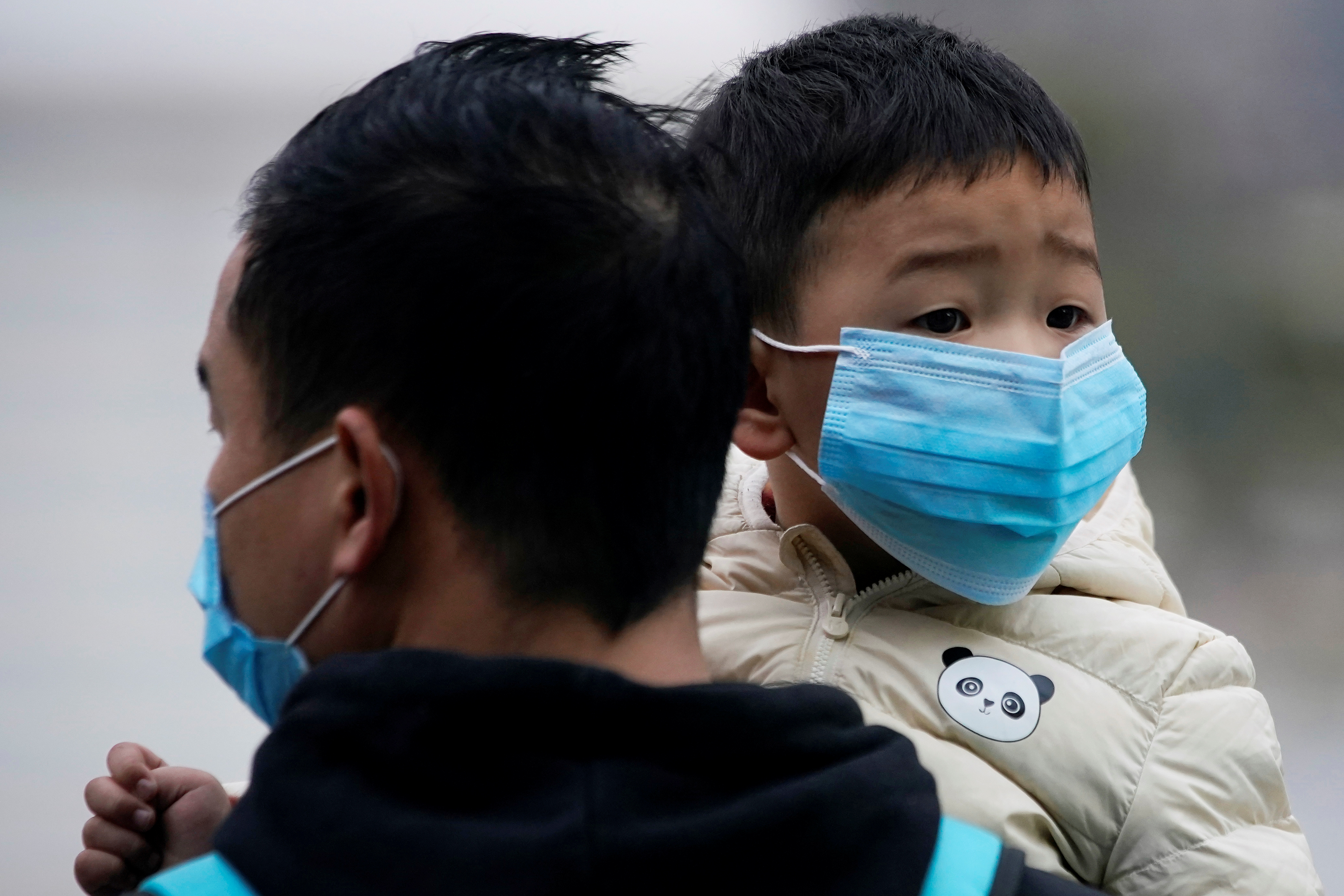 China eleva el número de fallecidos por el coronavirus a 1.488 y el de infectados a 63.581
