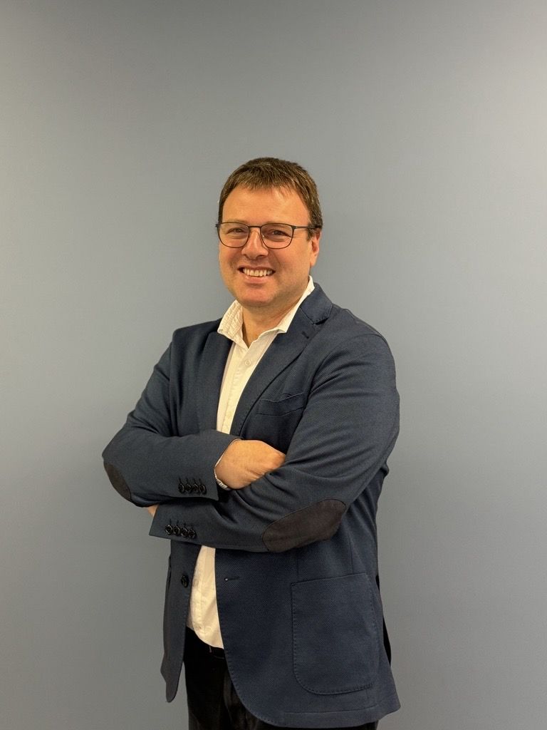 demian raschkovan director de inteligencia artificial de axazure