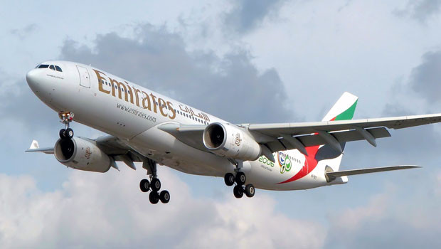 dl emirates airline aircraft travel united arab uae plane pd