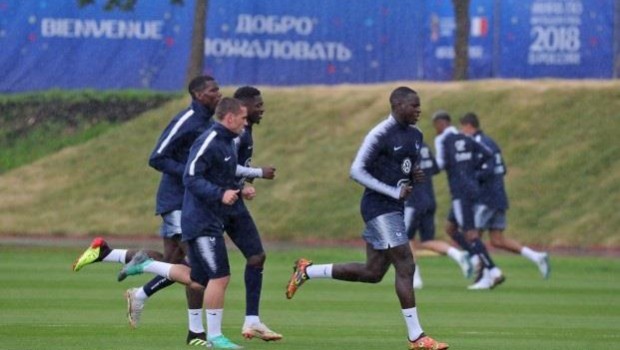 ep antoine griezmann entrenandola seleccion francesa