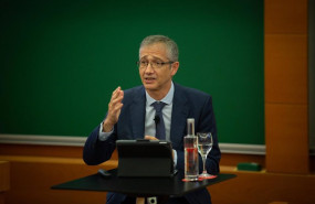 ep archivo   el gobernador del banco de espana pablo hernandez de cos ofrece una conferencia online