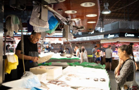 ep archivo   una persona comprado en un mercado