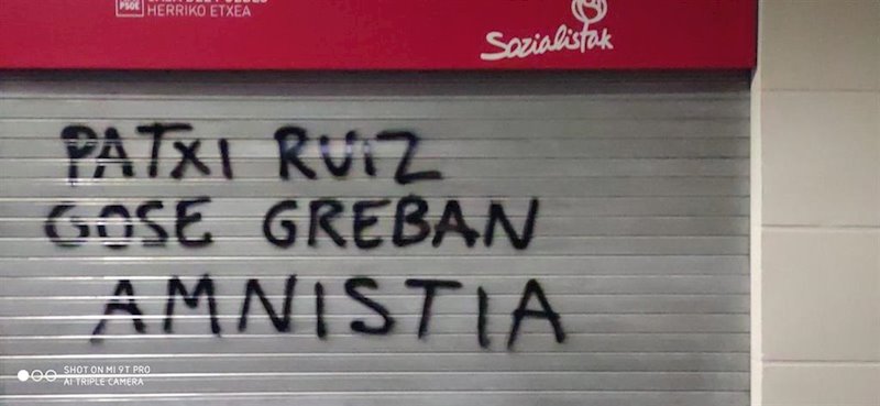 ep atacada la casa del pueblo del municipio vizcaino de txurdinaga