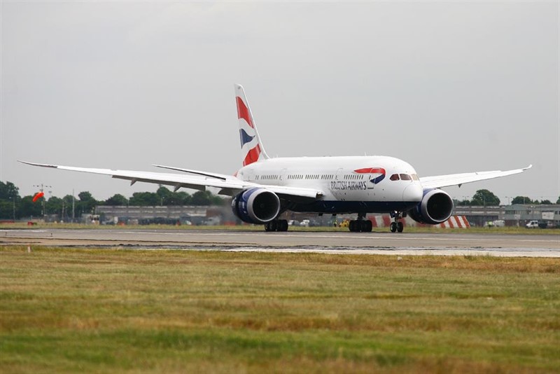 https://img.s3wfg.com/web/img/images_uploaded/0/0/ep_avionbritish_airways_20190617150303.jpg