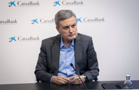 ep el presidente de correos y telegrafos pedro saura garcia durante el encuentro la reconstruccion