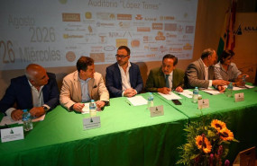 ep el presidente nacional de asaja pedro barato en el dia del viticultor en tomelloso ep el presidente nacional de asaja pedro barato en el dia del viticultor en tomelloso