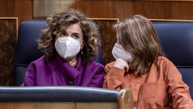 ep la ministra de hacienda maria jesus montero i y la vicepresidenta tercera y ministra para la