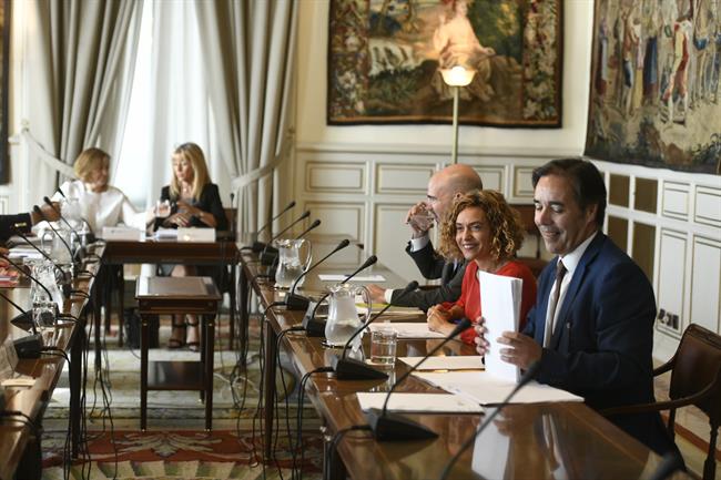 Meritxell Batet se reúne con los sindicatos de Función Pública | ÓSCAR DEL POZO/EUROPA PRESS ep meritxell batetreunelos sindicatosfuncion publica
