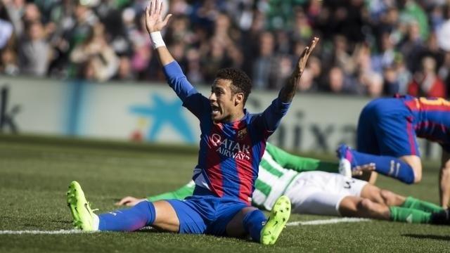 Neymar se queja en el Betis - Barcelona | LALIGA ep neymarquejabetis - barcelona