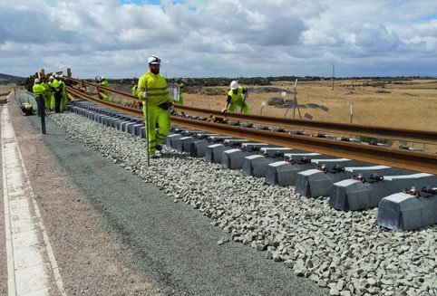Obras de una línea de Alta Velocidad | ADIF - Archivo ep obras de una linea de alta velocidad
