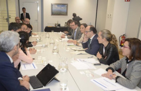 ep reunion de la ministra reyes maroto con representantes de china ev100 psa nissan renault y de