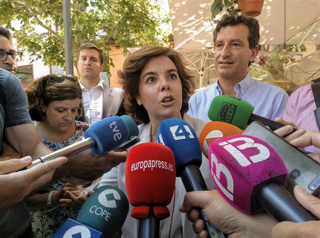 Soraya Sáenz de Santamaria, en declaraciones a los medios | EUROPA PRESS ep soraya saenzsantamaria en declaracioneslos medios