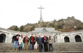 ep una delegacionla ejecutivapsoedesplazavallelos caidos