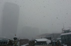 city of london big snowflakes flurry beast from the east city of london big snowflakes flurry beast from the east