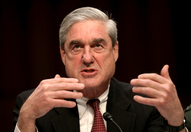 https://img.s3wfg.com/web/img/images_uploaded/0/0/robert-mueller.jpg