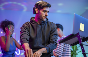 video disc 1 video disc 1