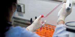 coronavirus-la-chine-autorise-les-essais-cliniques-d-un-vaccin-resserre-les-controles-a-la-frontiere-russe coronavirus-la-chine-autorise-les-essais-cliniques-d-un-vaccin-resserre-les-controles-a-la-frontiere-russe
