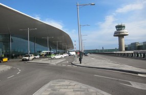 ep aeropuertopratbarcelona terminal 1