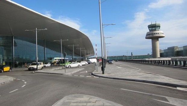 ep aeropuertopratbarcelona terminal 1
