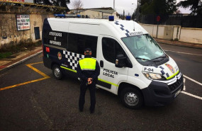 ep agente y furgon de policia local de granada