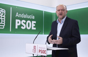 ep antonio pradas consejero de la rtva en representacion del psoe-a en rueda de prensa en una imagen