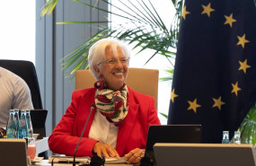 ep archivo   christine lagarde is entering the governing council meeting at the ecb in frankfurt 06