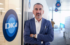 ep archivo   el ceo de digi marius varzaru posa a la camara tras una entrevista con europa press en