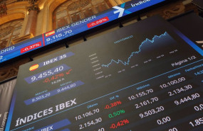 ep archivo   un panel del ibex 35 en el palacio de la bolsa a 19 de junio de 2023 en madrid espana