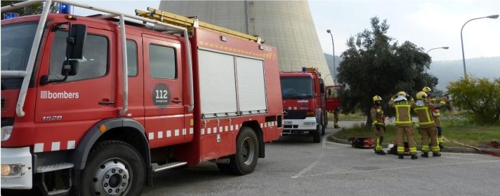 ep bomberos durante el simulacro anual de emergencia en asco tarragona