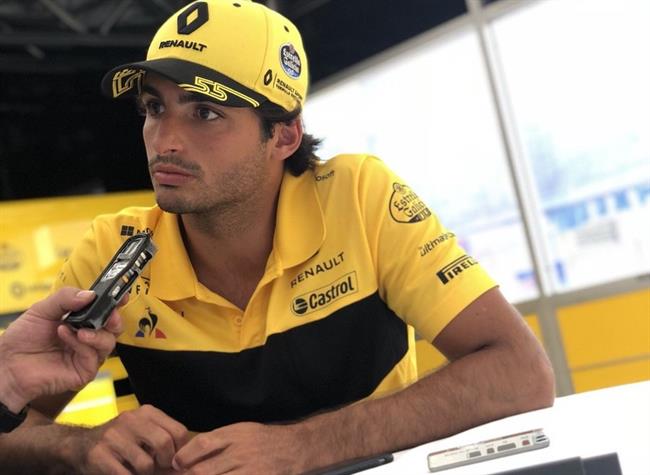 Carlos Sainz (Renault), en el circuito de Spa-Francorchamps | @RENAULTSPORTF1 ep carlos sainz renault encircuitospa-francorchamps