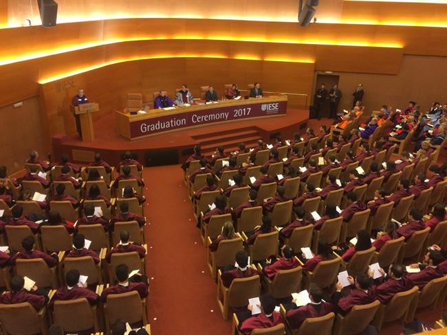 ep ceremoniagraduacionexecutive mbaiese 2017