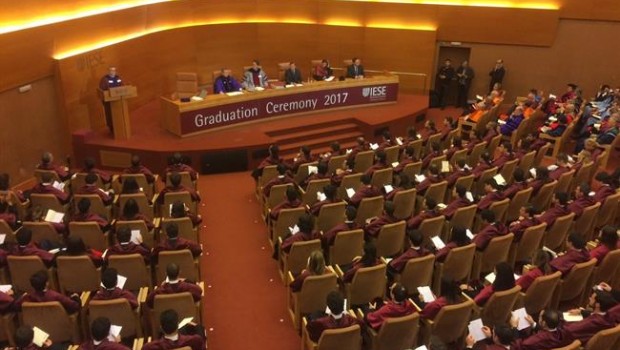 ep ceremoniagraduacionexecutive mbaiese 2017