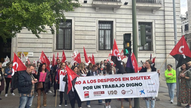 ep concentracion de la plantilla de digitex de camargo frente a la delegacion del gobierno en