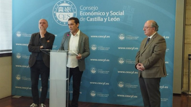 ep economia sordo pide un acuerdo nacional para incrementar salarios y resolver un problema social ep economia sordo pide un acuerdo nacional para incrementar salarios y resolver un problema social