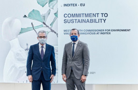 ep el comisario de medio ambiente oceanos y pesca de la union europea virginijus sinkevicius y el
