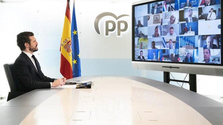 ep el lider del pp pablo casado en una videoconferencia durante la crisis del coronavirus