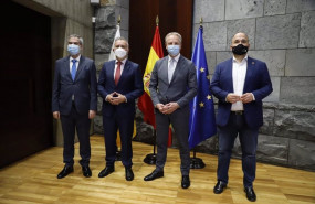 ep el presidente del gobierno de canarias angel victor torres y el ceo de cepsa maarten wetselaar en