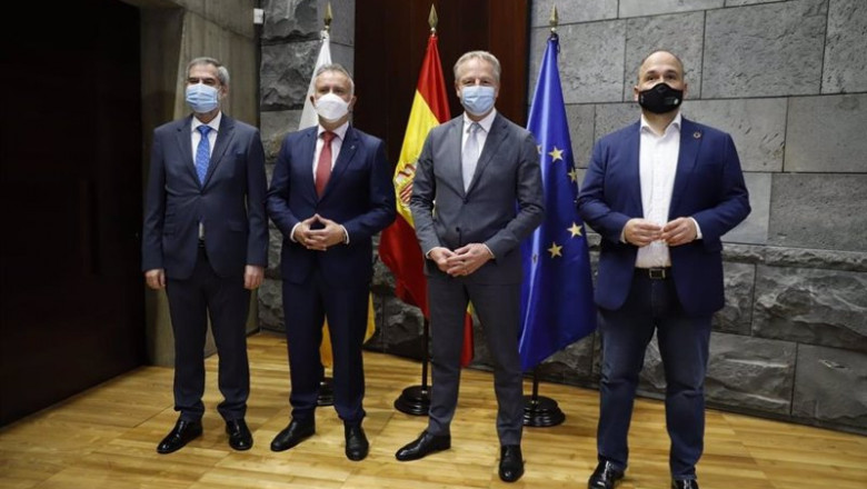 ep el presidente del gobierno de canarias angel victor torres y el ceo de cepsa maarten wetselaar en ep el presidente del gobierno de canarias angel victor torres y el ceo de cepsa maarten wetselaar en