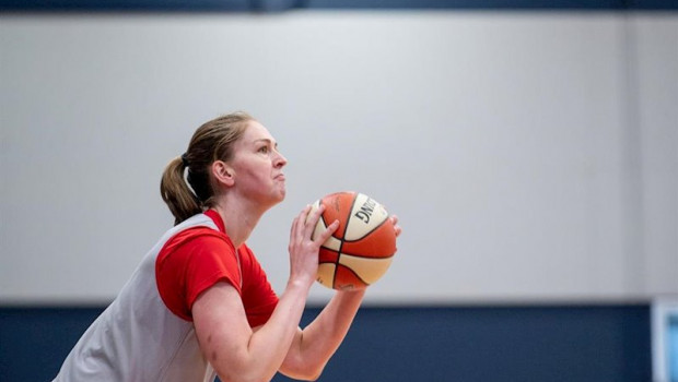 ep emma meesseman en un entrenamiento con washington mystics