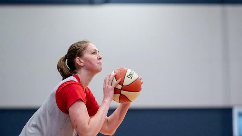 ep emma meesseman en un entrenamiento con washington mystics ep emma meesseman en un entrenamiento con washington mystics
