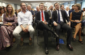 ep i-d los vicesecretarios generalespp marta gonzalezjavier maroto presidentepartido pablo casado secretario generalpartido popular teodoro garcia egea yvicesecretaria generalpp isabel garcia tejerina durantereun