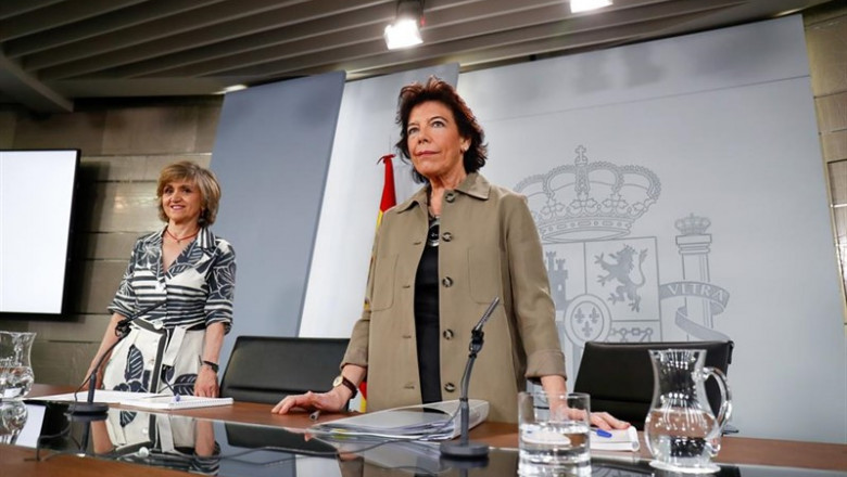 ep la ministra portavoz yeducacionformacion profesionalfunciones isabel celaa yministrasanidad consumobienestar socialfunciones maria luisa carcedo comparecenlos medioscomunicacionla reunionconsejomini