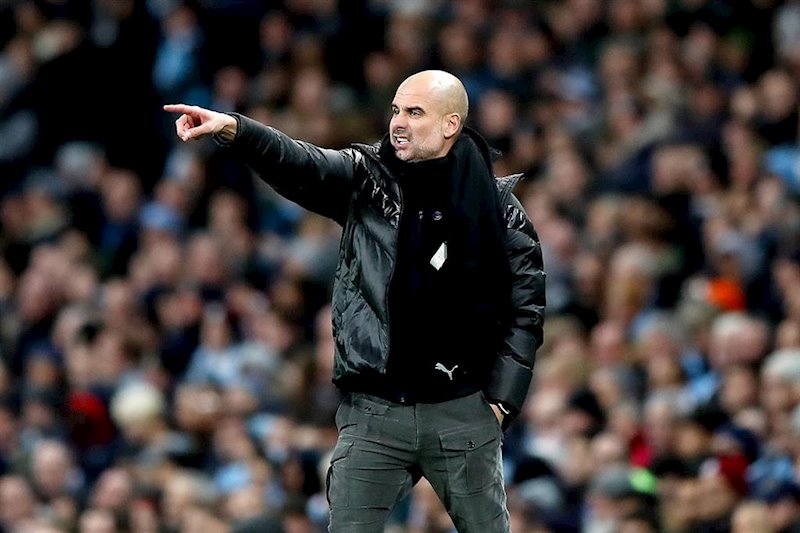 ep pep guardiola dirigiendo al manchester city