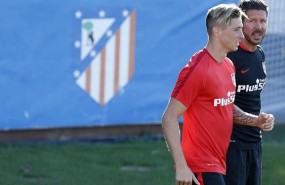 ep simeone fernando torres atletico entrenamiento