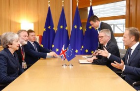 theresa may donald tusk euco summit brexit theresa may donald tusk euco summit brexit