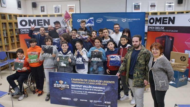 1574422611 entrega premios de lol sabadell iesports
