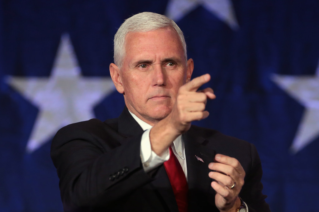 Pence se presenta a las elecciones en EEUU y luchará por el liderazgo republicano