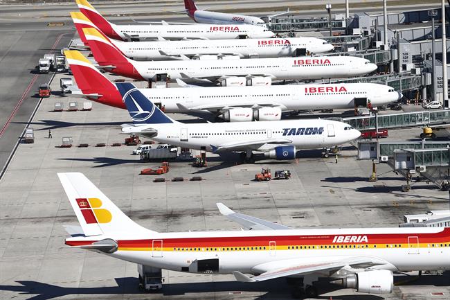 ep aeropuertobarajas avion aviones hubiberia aviones apostados