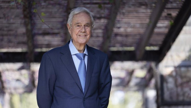 ep archivo   gabriel escarrer julia presidente de honor y fundador de melia hotels international